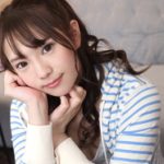 【はやのうた】美白美肌でポニーテールの美女とイチャラブ同棲！騎乗位で跨った彼女の巨乳おっぱい揉みながら下から激突きすれば絶句して絶頂イキ