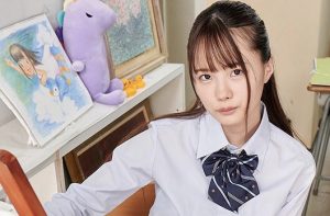 【松本いちか】美術部の後輩女子部員にデッサンモデルを頼まれた！部室で写生中に部員たちがやって来て2人でロッカーに隠れ込み僕は全裸で密着
