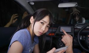 【枢木あおい】ジャンケン負けてサークル仲間と心霊スポットに！彼女がヤリマンビッチな霊に憑依されエロく大変身して生ハメ中出しのカーセックス