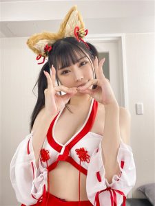 【胡桃さくら】僕のセフレは黒髪ロングの巨乳美少女！キツネ娘のコスプレに興奮して激ピストンに可愛い声で絶句して敏感マンコに何度も中出し