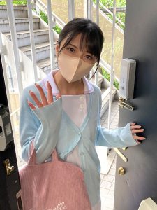 【倉木しおり】黒髪ロングでスレンダー美女は僕のセフレ！近所の医院の歯科助手で昼休憩にやって来て妻の居ない自宅で濃厚な不倫セックスの2時間