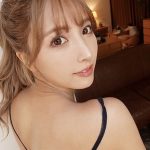 【三上悠亜】巨乳美人の彼女の姉が寝落ちした妹のそばで誘惑！オッパイ押し付け耳元で淫語を囁き手コキフェラされ我慢出来ず禁断の密着セックス