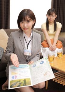 【深田えいみ 林愛菜】少子化対策で妊活新法が始まる！子作り相手がインストラクターと自宅にやって来て種付け中出しの騎乗位セックス