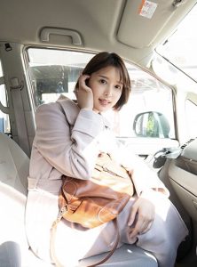 【葵つかさ】ショートカットのスレンダー美女と温泉に1泊2日の不倫旅行！騎乗位で跨がり綺麗なオッパイ見せつけてチンコ握って自ら挿入