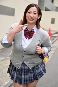 【藤沢麗央】笑顔が可愛い巨乳むっちり美女とコスプレセックス！パイズリフェラで射精したチンコしゃぶり肉感ボディで跨ってオッパイ揺らし大絶叫